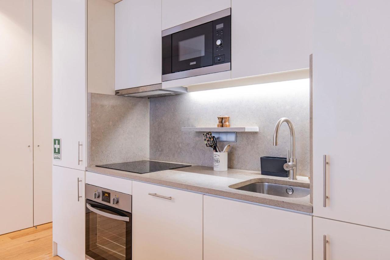 Modern Rustic Flat In Santos By Lovelystay Lisboa Exterior foto