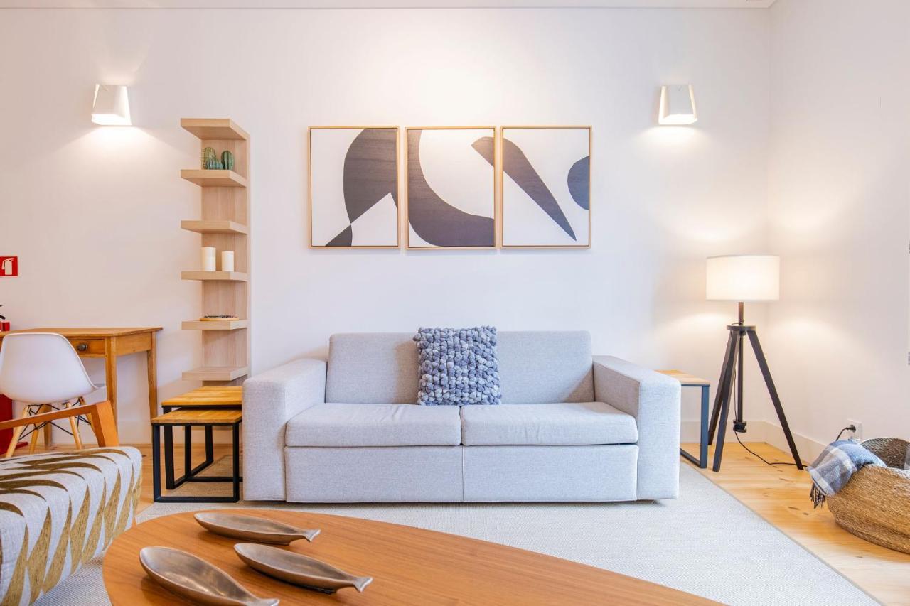 Modern Rustic Flat In Santos By Lovelystay Lisboa Exterior foto