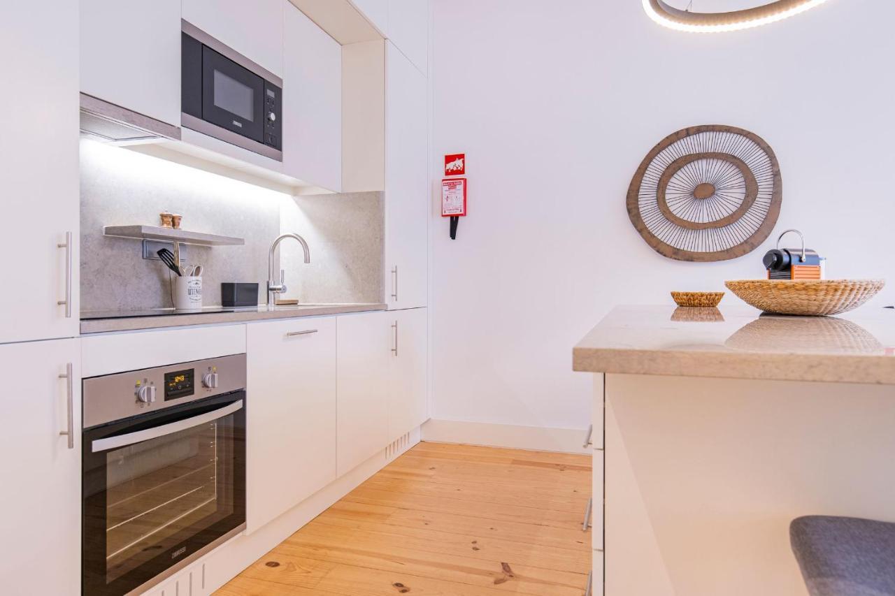 Modern Rustic Flat In Santos By Lovelystay Lisboa Exterior foto